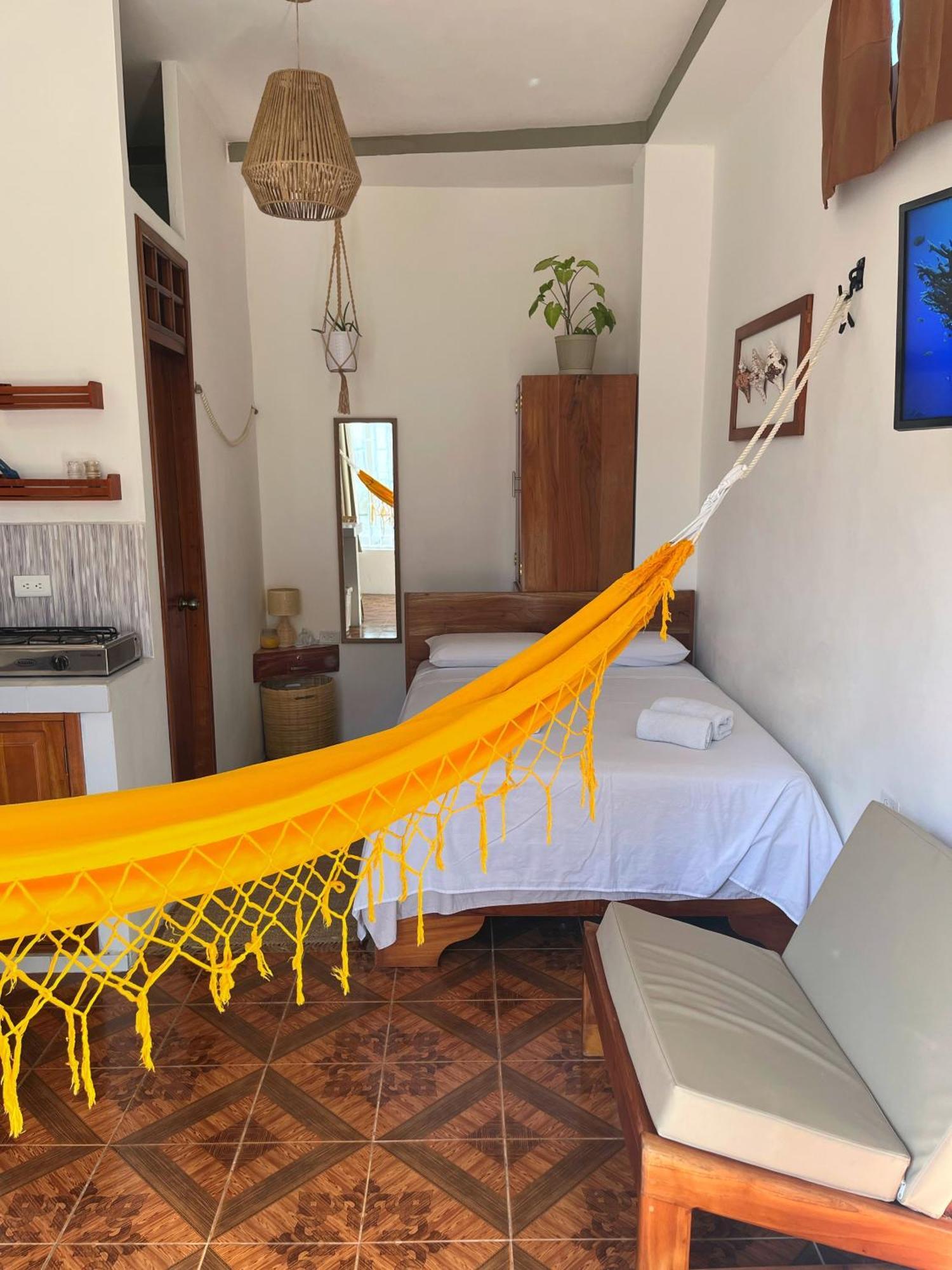 El Encanto De Mimi Puerto Ayora  Ngoại thất bức ảnh